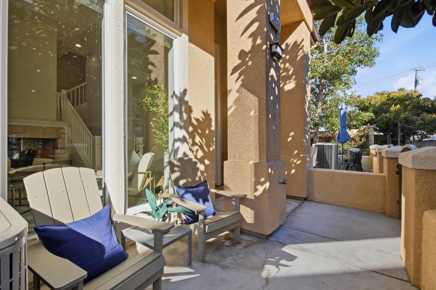 Detail Gallery Image 6 of 26 For 5050 Ruffino Ter, San Jose,  CA 95129 - 3 Beds | 2/1 Baths