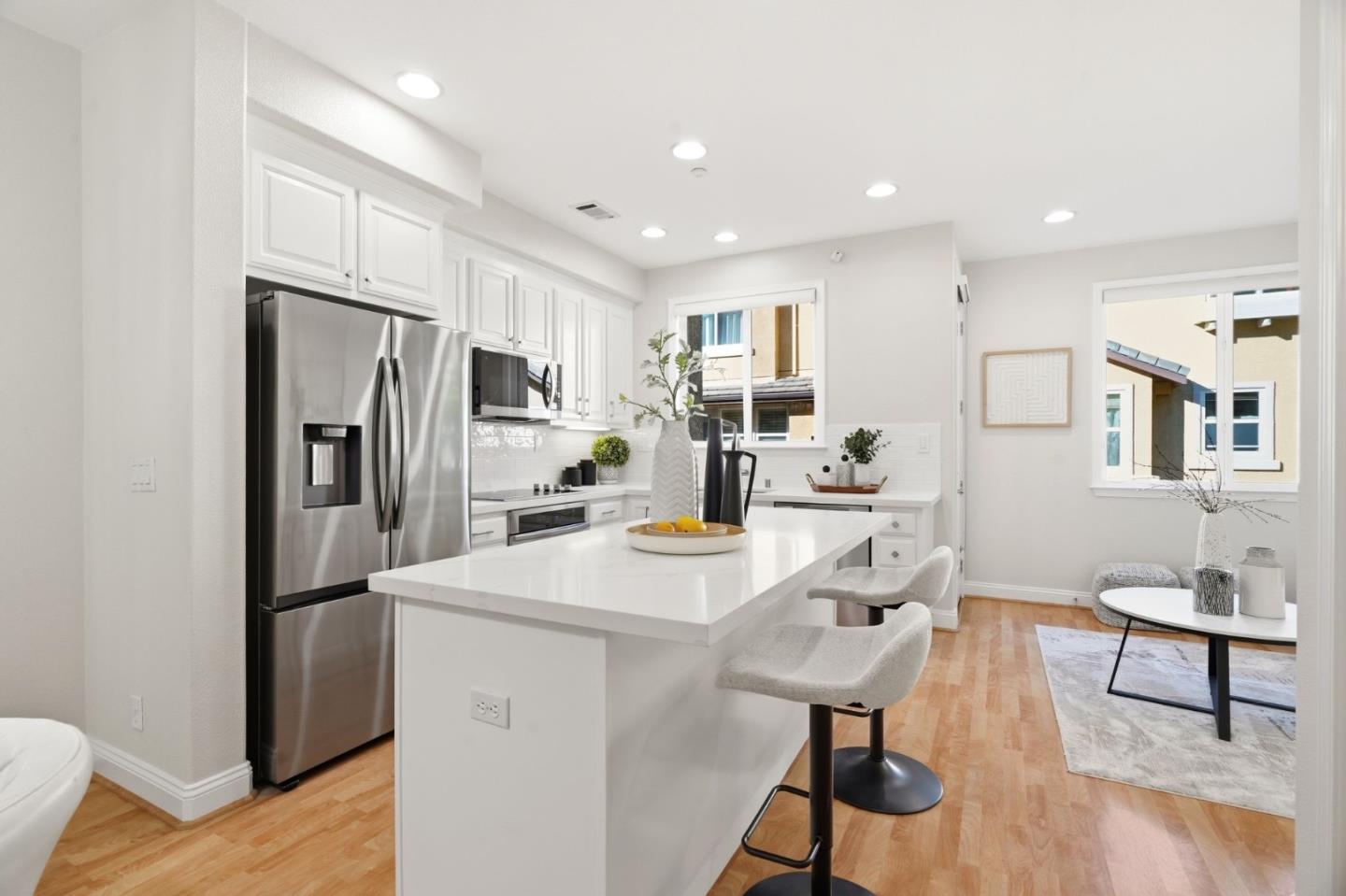 Detail Gallery Image 9 of 26 For 5050 Ruffino Ter, San Jose,  CA 95129 - 3 Beds | 2/1 Baths