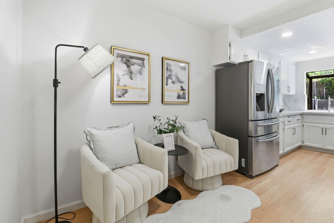 Detail Gallery Image 13 of 47 For 3528 Broadview Ct, San Mateo,  CA 94403 - 3 Beds | 2/1 Baths