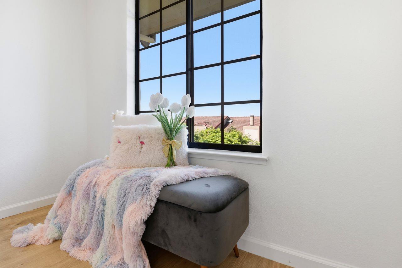 Detail Gallery Image 20 of 47 For 3528 Broadview Ct, San Mateo,  CA 94403 - 3 Beds | 2/1 Baths