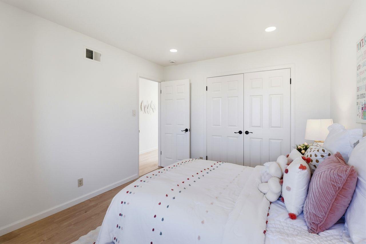 Detail Gallery Image 22 of 47 For 3528 Broadview Ct, San Mateo,  CA 94403 - 3 Beds | 2/1 Baths