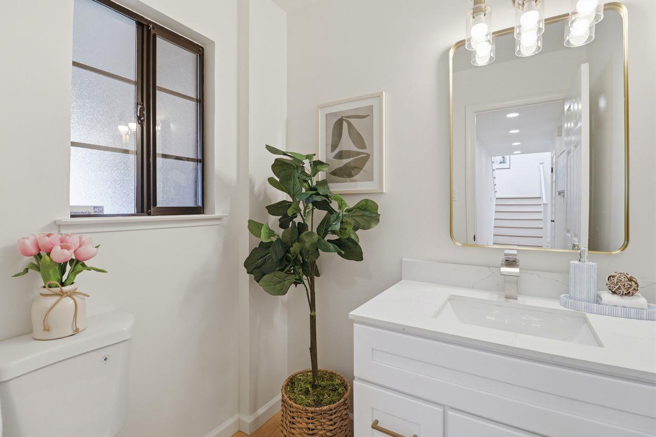 Detail Gallery Image 28 of 47 For 3528 Broadview Ct, San Mateo,  CA 94403 - 3 Beds | 2/1 Baths