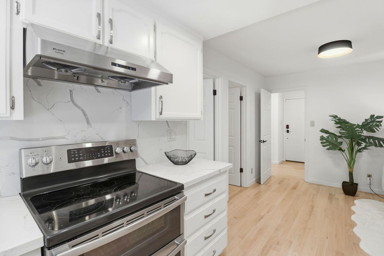 Detail Gallery Image 9 of 47 For 3528 Broadview Ct, San Mateo,  CA 94403 - 3 Beds | 2/1 Baths