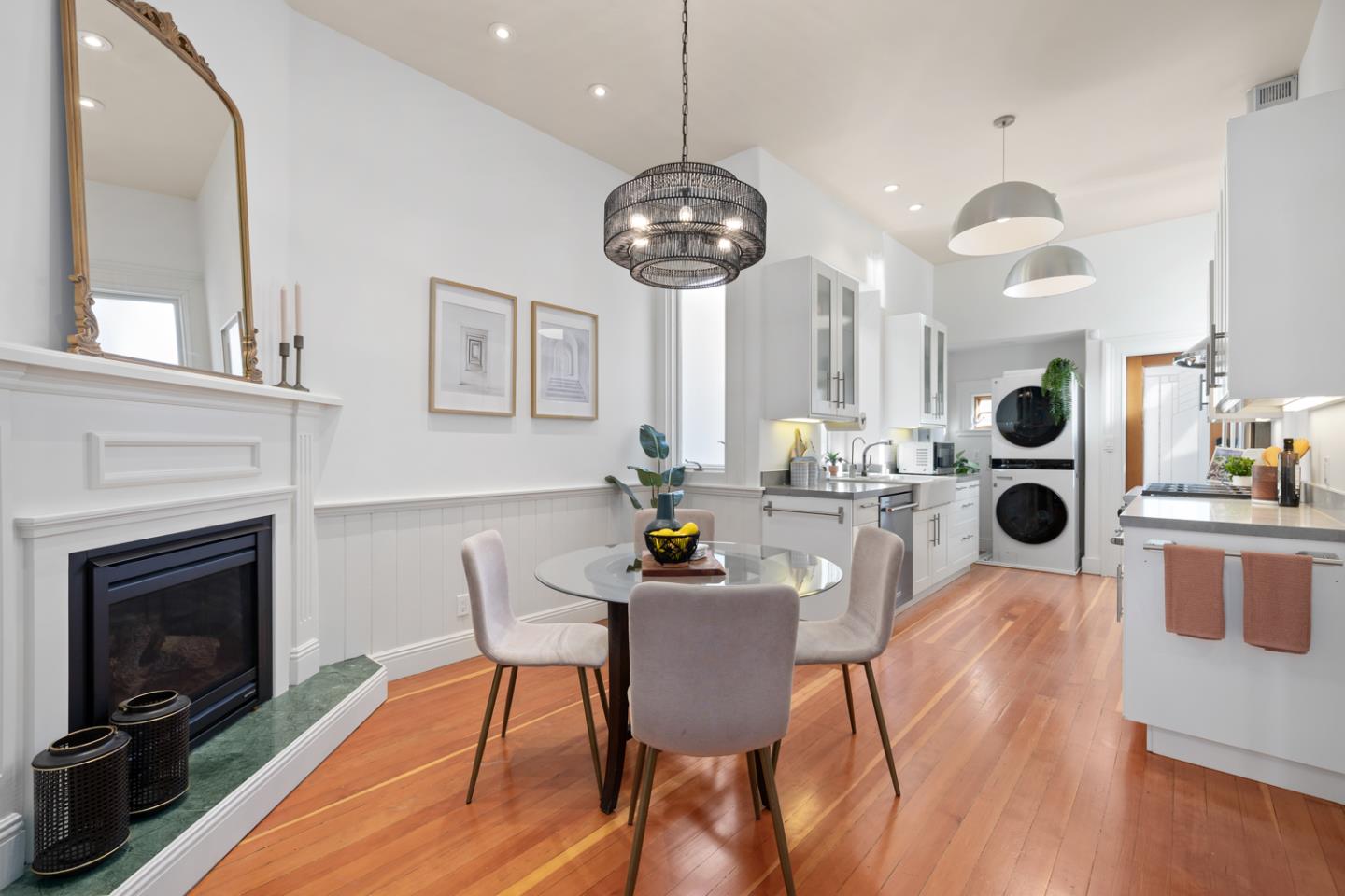 Detail Gallery Image 13 of 30 For 25 Sycamore St, San Francisco,  CA 94110 - 2 Beds | 1 Baths