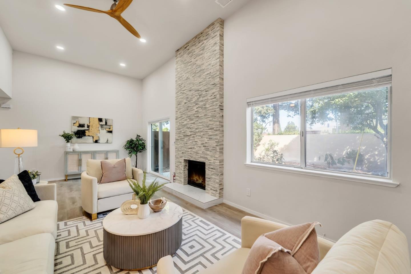 Detail Gallery Image 9 of 35 For 37856 Bright Cmn, Fremont,  CA 94536 - 3 Beds | 2/1 Baths