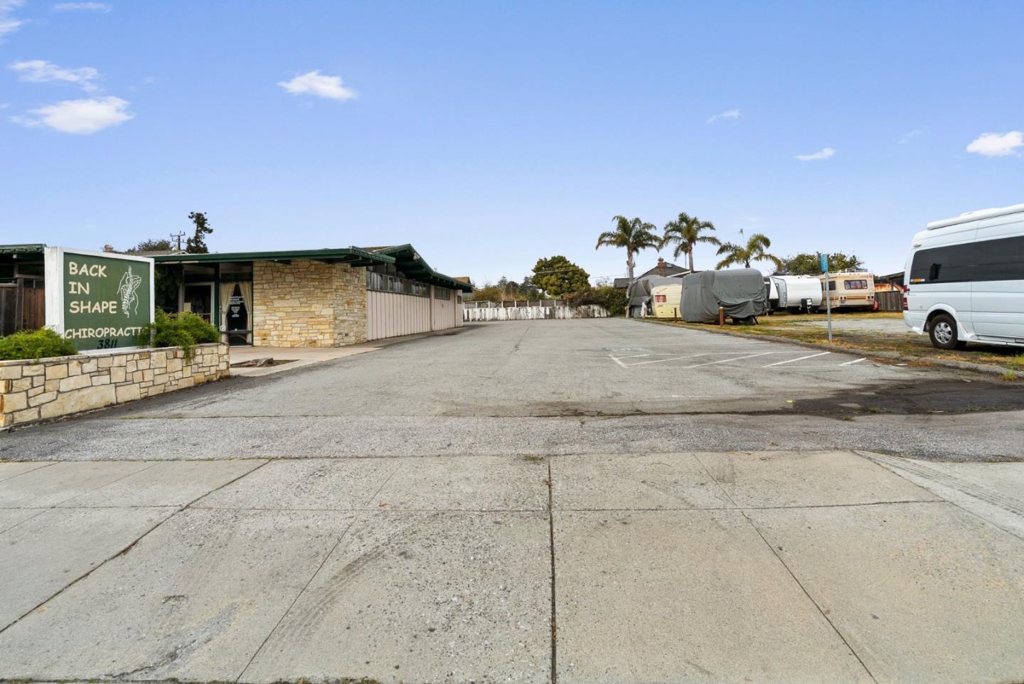 Detail Gallery Image 30 of 35 For 3811 Portola Dr, Santa Cruz,  CA 95062 - – Beds | – Baths