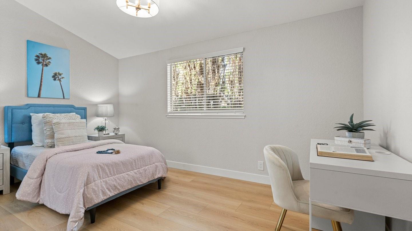 Detail Gallery Image 24 of 42 For 14355 La Rinconada Dr, Los Gatos,  CA 95032 - 4 Beds | 3 Baths