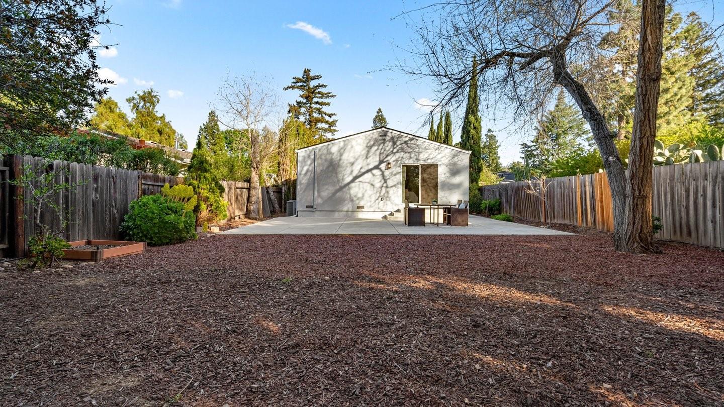 Detail Gallery Image 42 of 42 For 14355 La Rinconada Dr, Los Gatos,  CA 95032 - 4 Beds | 3 Baths