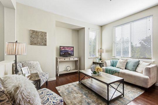 Detail Gallery Image 3 of 18 For 1001 Fuller Ter, Sunnyvale,  CA 94086 - 3 Beds | 3/1 Baths