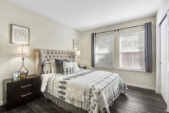 Detail Gallery Image 5 of 18 For 1001 Fuller Ter, Sunnyvale,  CA 94086 - 3 Beds | 3/1 Baths