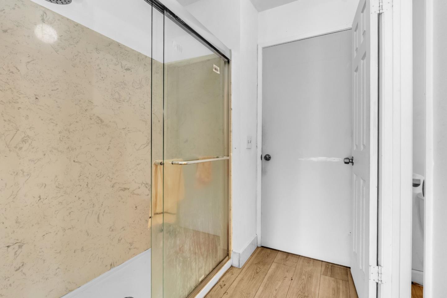 Detail Gallery Image 14 of 36 For 6245 Pantano Dr, Sacramento,  CA 95824 - 4 Beds | 2/1 Baths