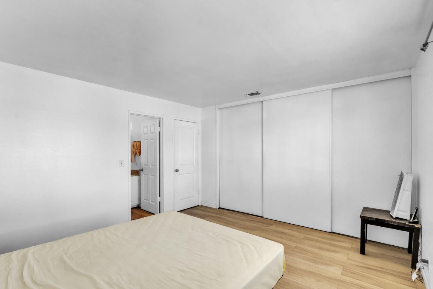 Detail Gallery Image 18 of 36 For 6245 Pantano Dr, Sacramento,  CA 95824 - 4 Beds | 2/1 Baths