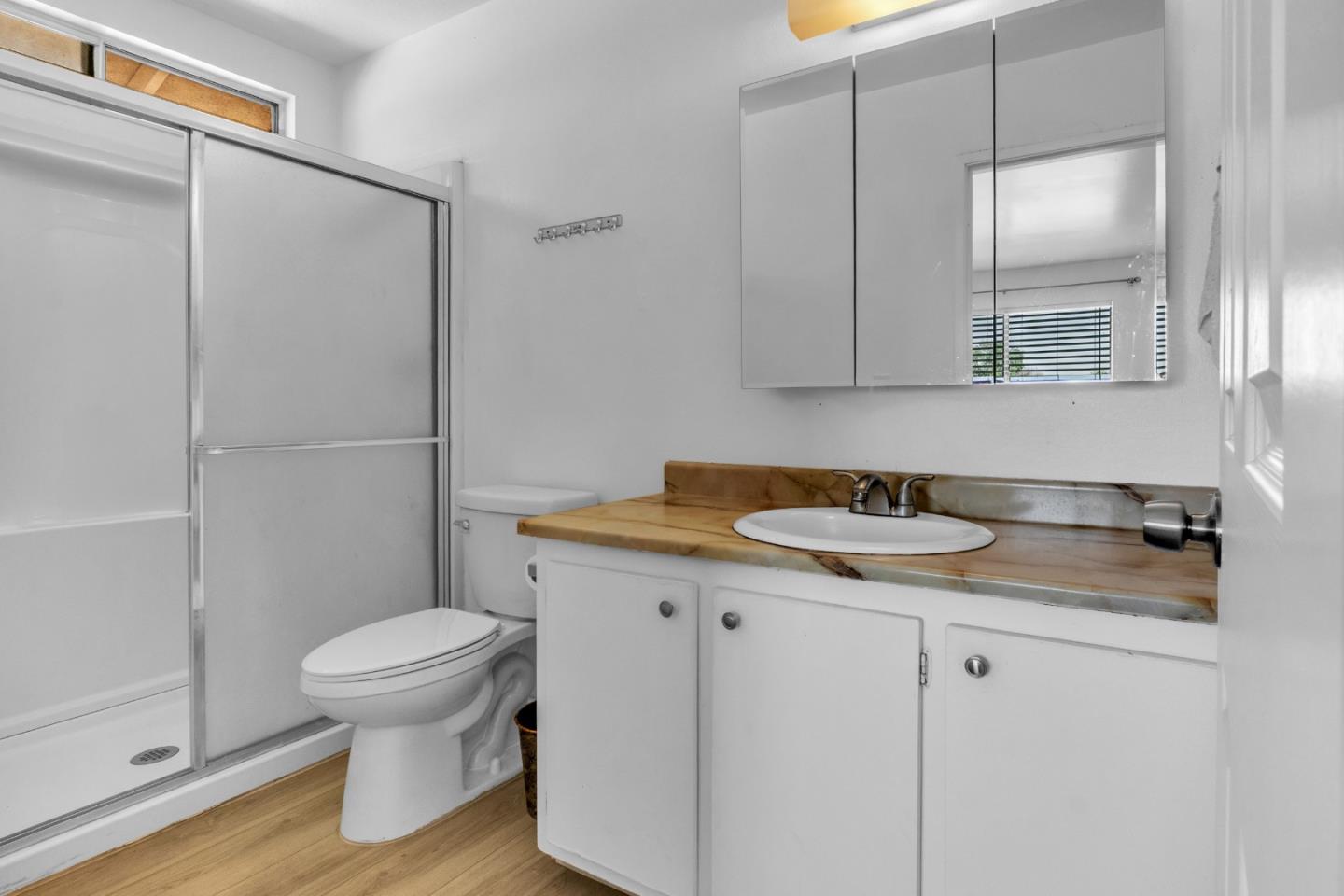 Detail Gallery Image 19 of 36 For 6245 Pantano Dr, Sacramento,  CA 95824 - 4 Beds | 2/1 Baths