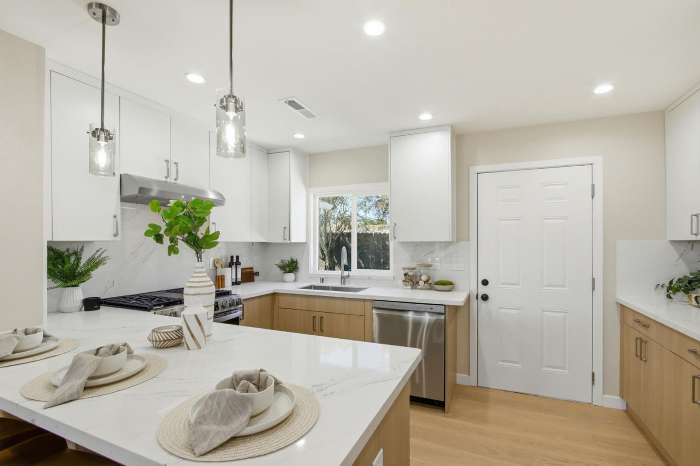 1150 Kiely Boulevard, Santa Clara, CA, 95051