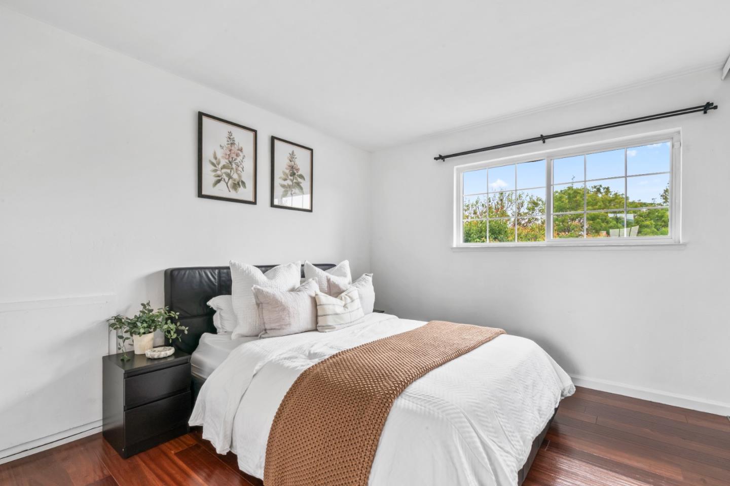 Detail Gallery Image 16 of 35 For 2456 Kenoga Dr, San Jose,  CA 95121 - 4 Beds | 2/1 Baths