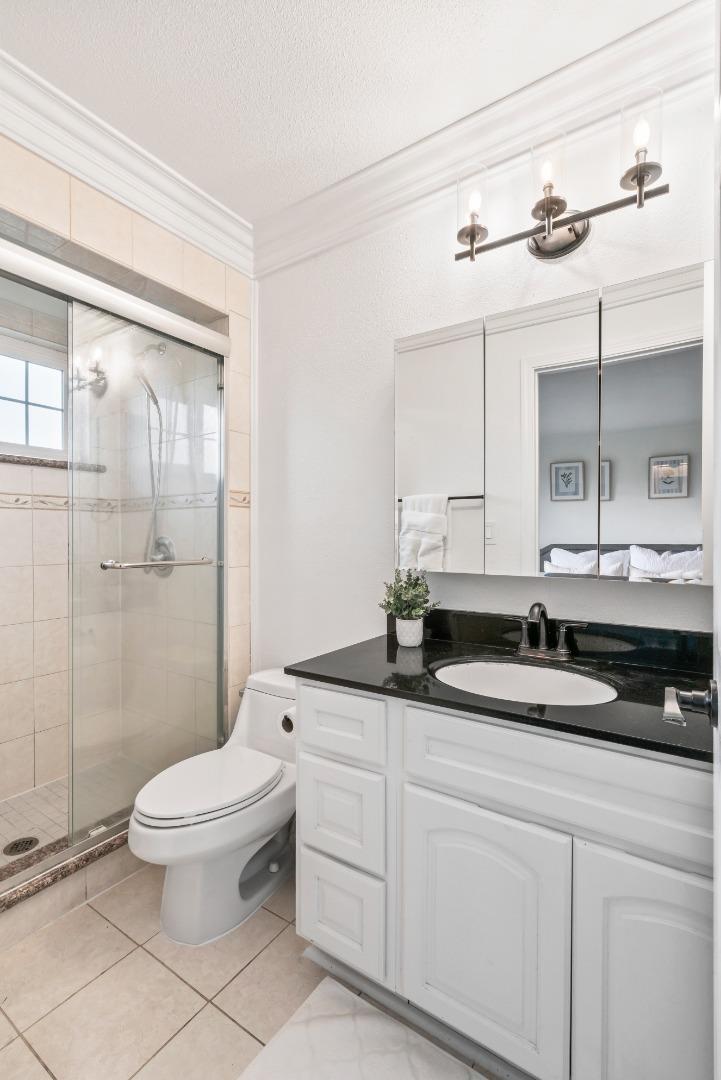 Detail Gallery Image 23 of 35 For 2456 Kenoga Dr, San Jose,  CA 95121 - 4 Beds | 2/1 Baths