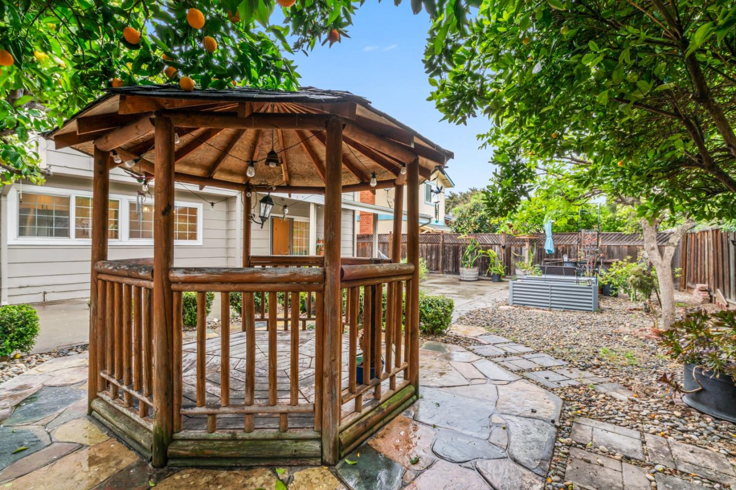 Detail Gallery Image 28 of 35 For 2456 Kenoga Dr, San Jose,  CA 95121 - 4 Beds | 2/1 Baths