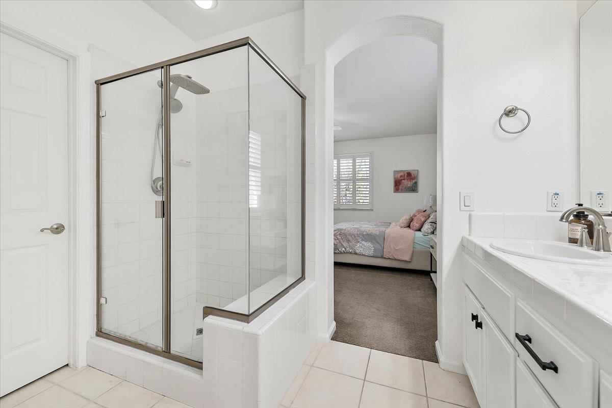 Detail Gallery Image 10 of 16 For 2380 Trade Zone Blvd, San Jose,  CA 95131 - 4 Beds | 2/1 Baths