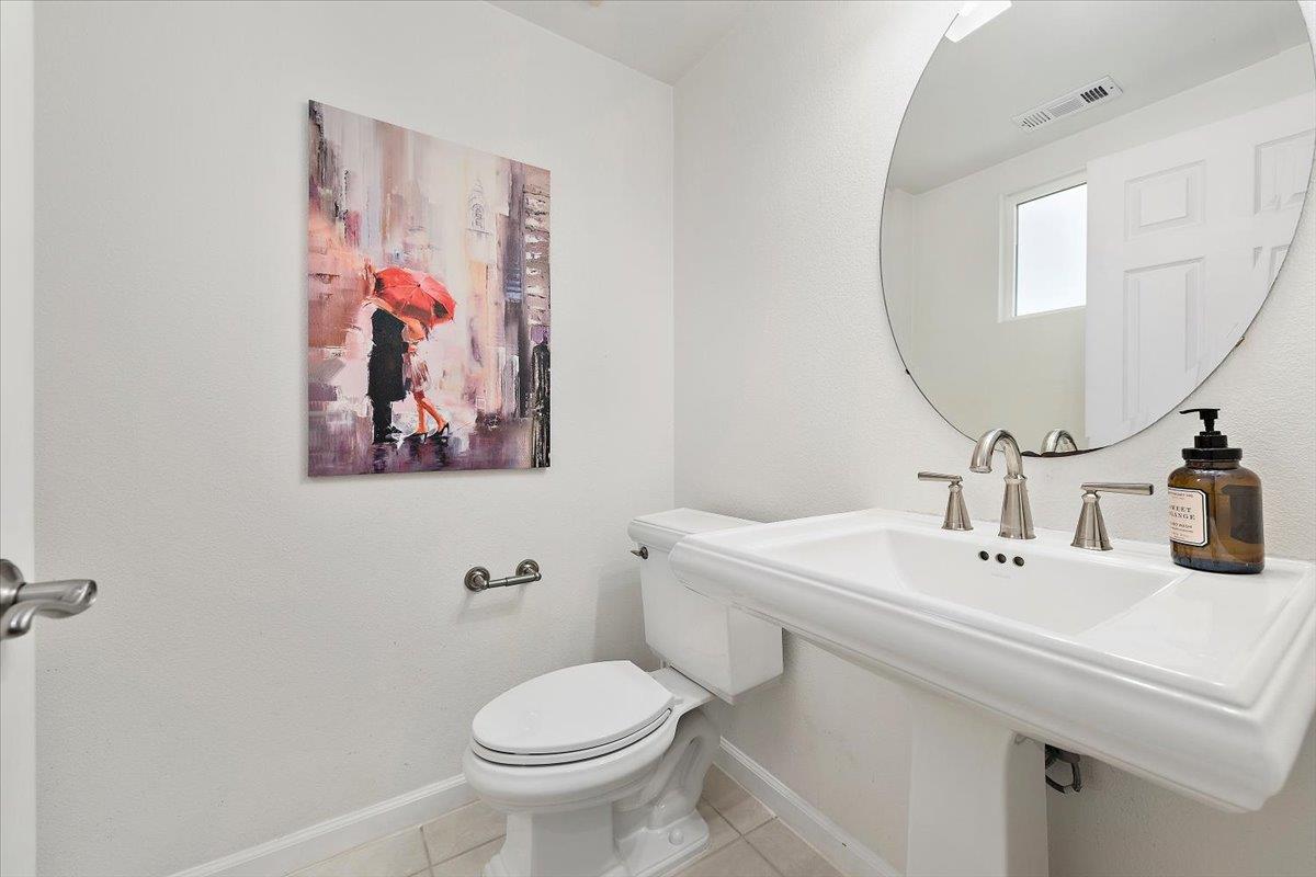 Detail Gallery Image 15 of 16 For 2380 Trade Zone Blvd, San Jose,  CA 95131 - 4 Beds | 2/1 Baths