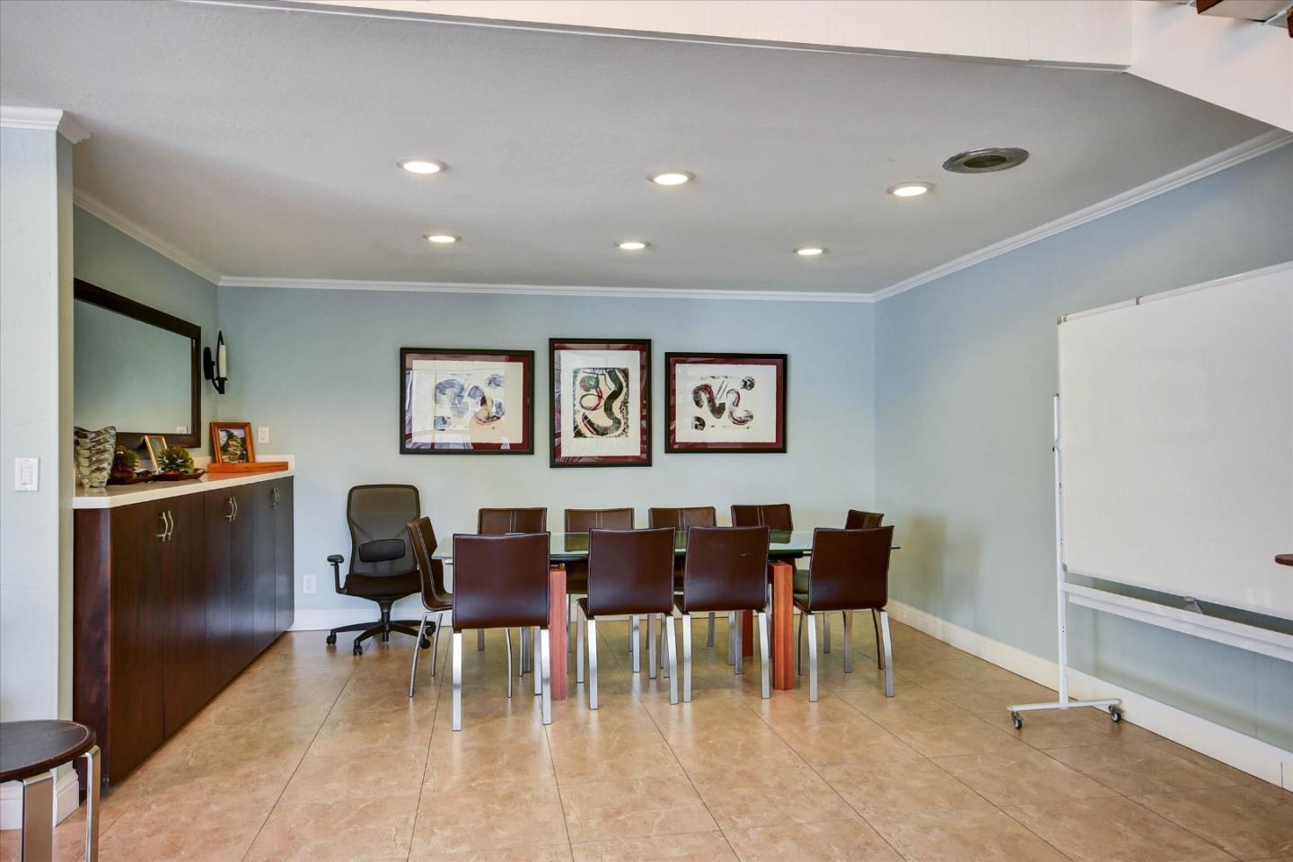 Detail Gallery Image 11 of 62 For 316 N El Camino Real #217,  San Mateo,  CA 94401 - 2 Beds | 2 Baths