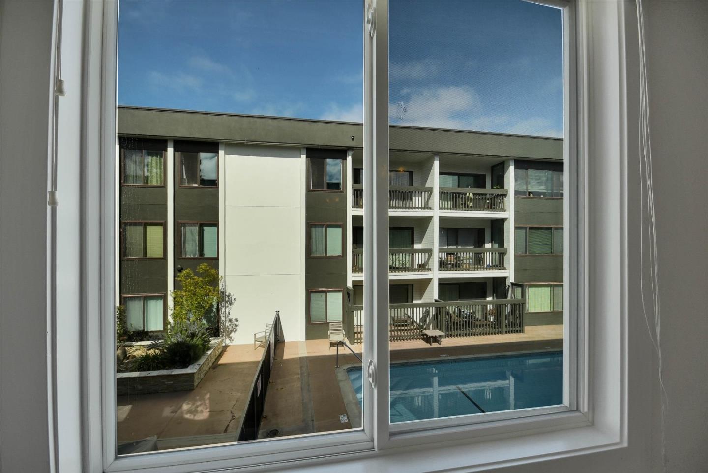Detail Gallery Image 27 of 62 For 316 N El Camino Real #217,  San Mateo,  CA 94401 - 2 Beds | 2 Baths