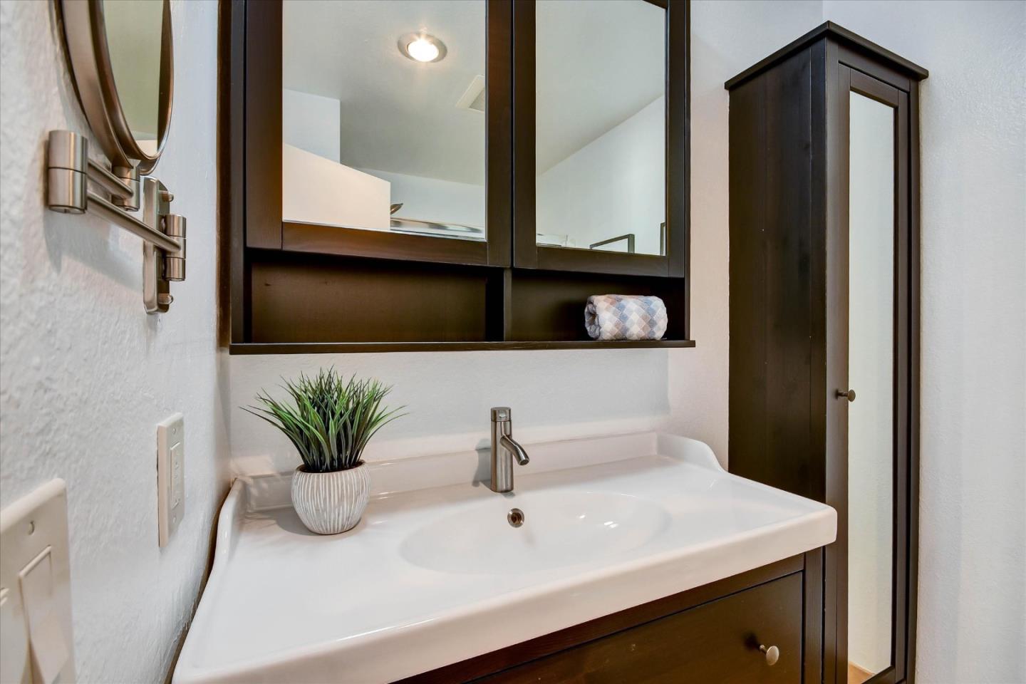 Detail Gallery Image 32 of 62 For 316 N El Camino Real #217,  San Mateo,  CA 94401 - 2 Beds | 2 Baths
