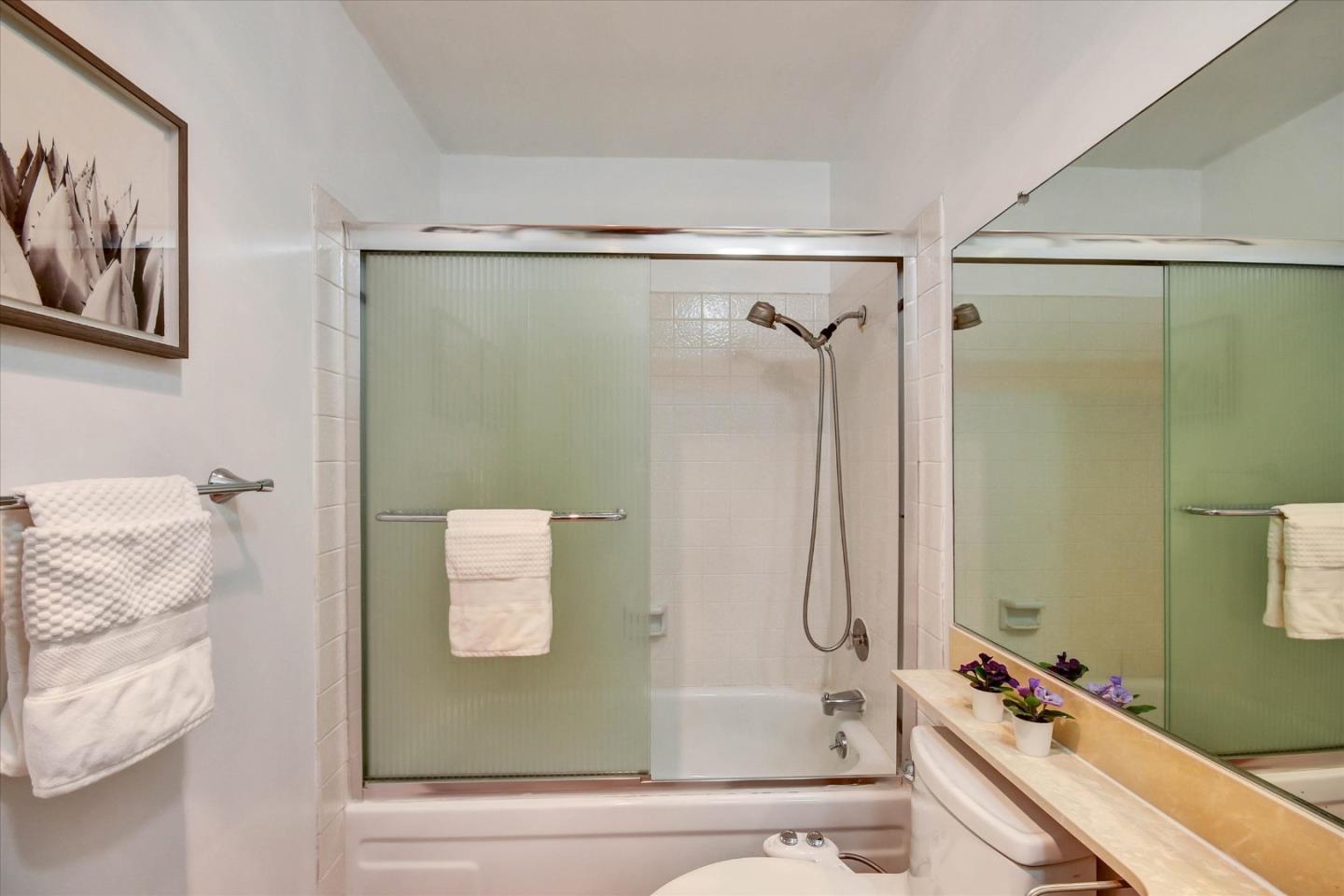 Detail Gallery Image 34 of 62 For 316 N El Camino Real #217,  San Mateo,  CA 94401 - 2 Beds | 2 Baths