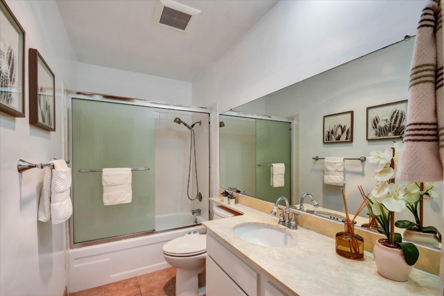 Detail Gallery Image 37 of 62 For 316 N El Camino Real #217,  San Mateo,  CA 94401 - 2 Beds | 2 Baths