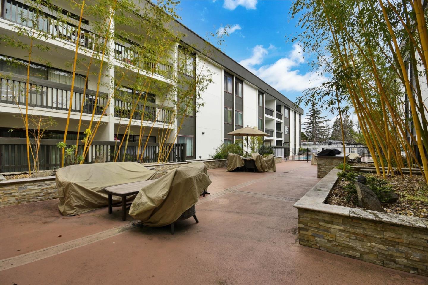 Detail Gallery Image 43 of 62 For 316 N El Camino Real #217,  San Mateo,  CA 94401 - 2 Beds | 2 Baths