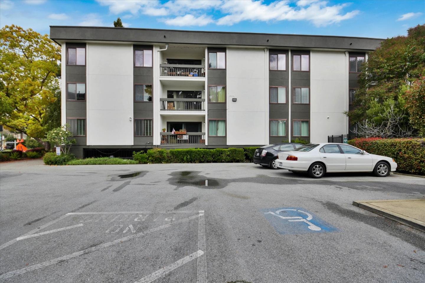 Detail Gallery Image 46 of 62 For 316 N El Camino Real #217,  San Mateo,  CA 94401 - 2 Beds | 2 Baths