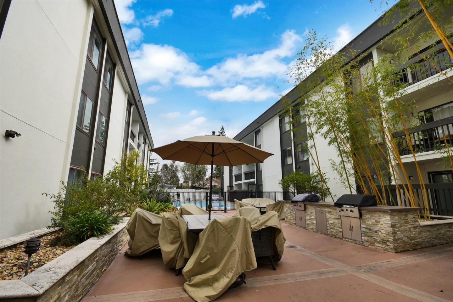 Detail Gallery Image 50 of 62 For 316 N El Camino Real #217,  San Mateo,  CA 94401 - 2 Beds | 2 Baths