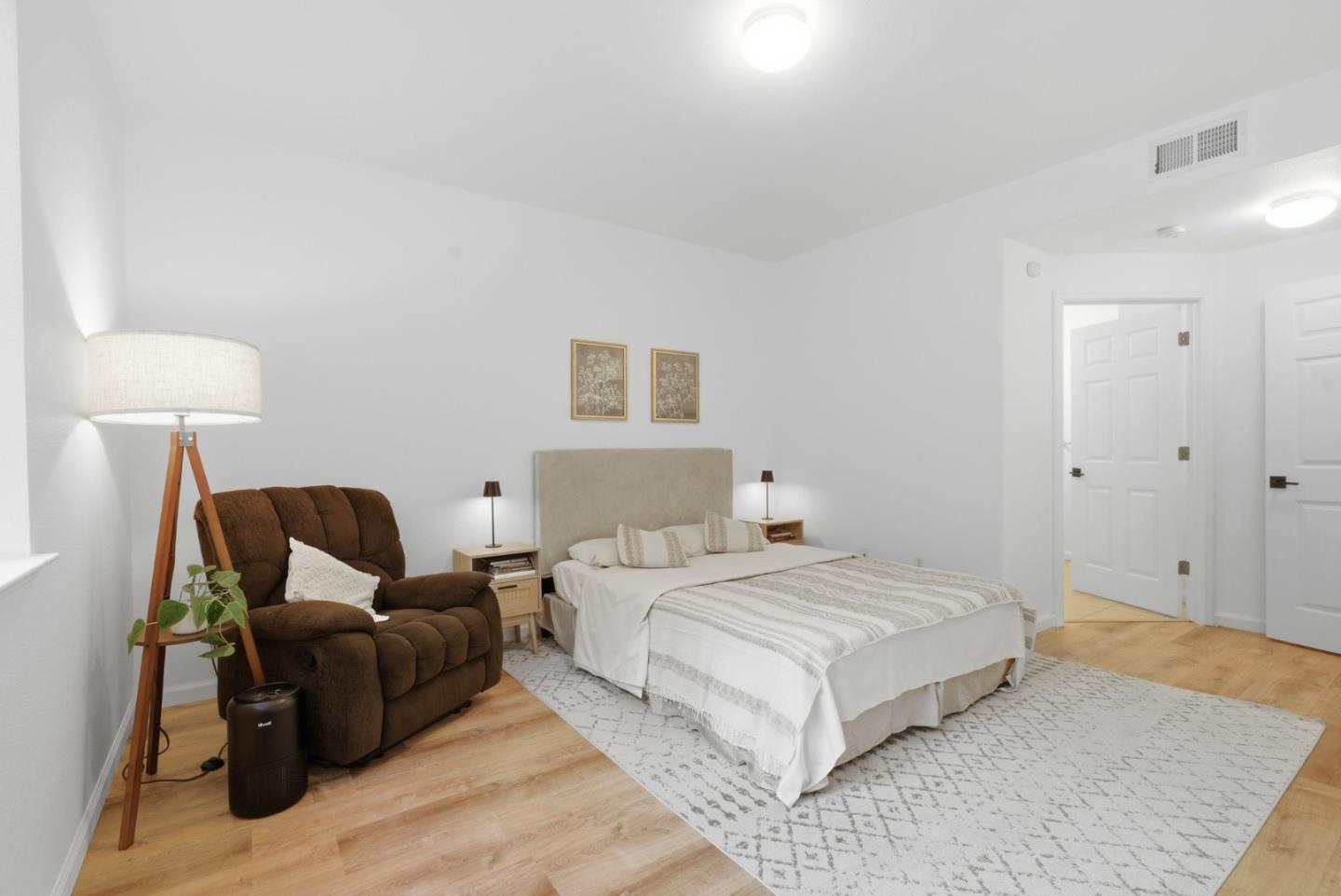 Detail Gallery Image 15 of 41 For 88 N Jackson Ave #211,  San Jose,  CA 95116 - 2 Beds | 2 Baths