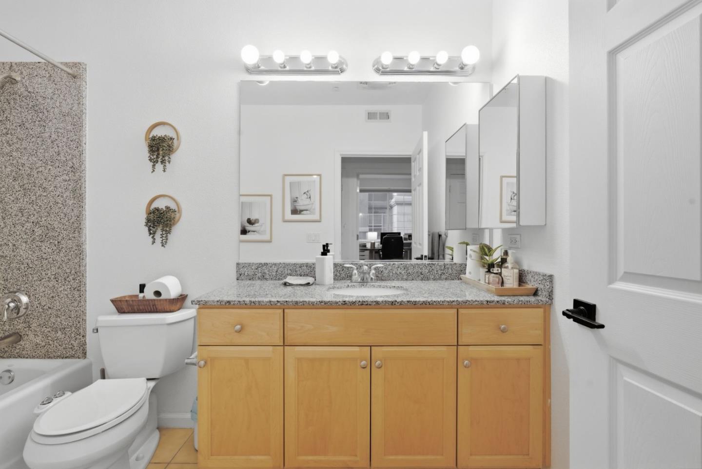 Detail Gallery Image 19 of 41 For 88 N Jackson Ave #211,  San Jose,  CA 95116 - 2 Beds | 2 Baths