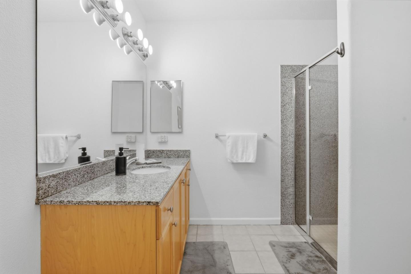 Detail Gallery Image 25 of 41 For 88 N Jackson Ave #211,  San Jose,  CA 95116 - 2 Beds | 2 Baths