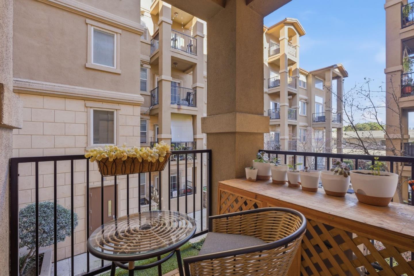 Detail Gallery Image 33 of 41 For 88 N Jackson Ave #211,  San Jose,  CA 95116 - 2 Beds | 2 Baths