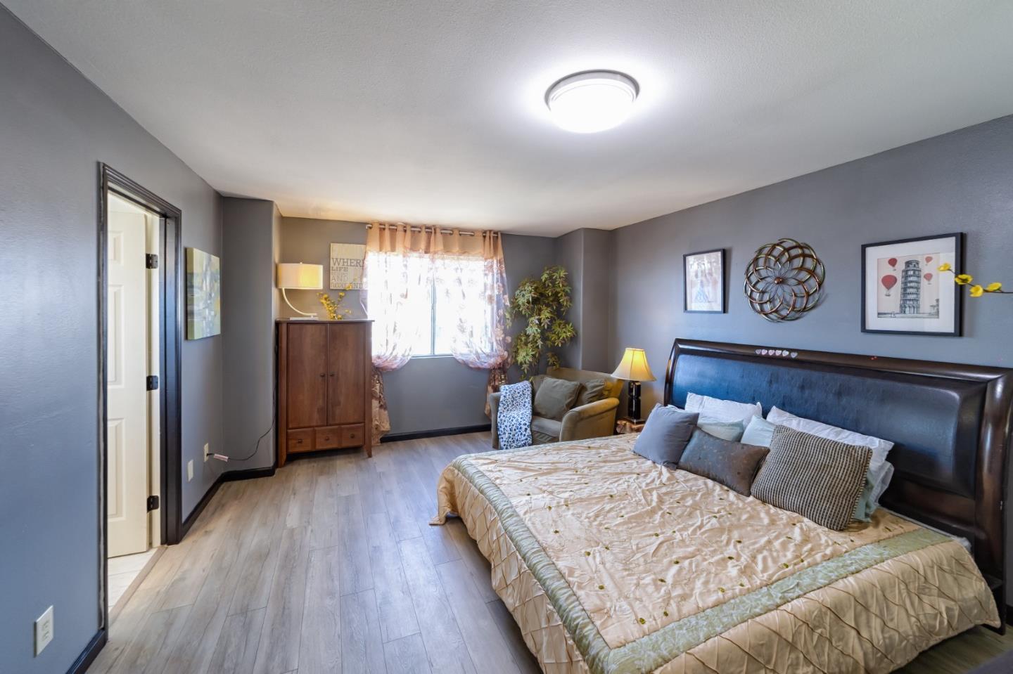 Detail Gallery Image 32 of 45 For 816 7th Ave, Oakland,  CA 94606 - 3 Beds | 2/1 Baths