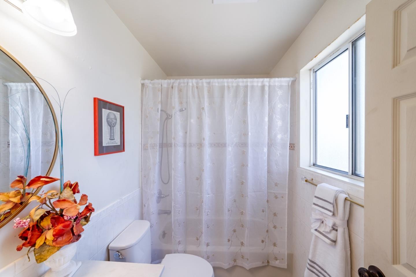 Detail Gallery Image 38 of 45 For 816 7th Ave, Oakland,  CA 94606 - 3 Beds | 2/1 Baths