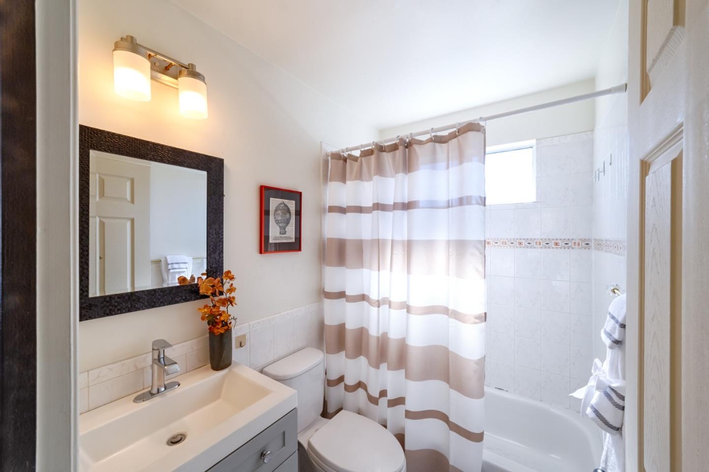 Detail Gallery Image 45 of 45 For 816 7th Ave, Oakland,  CA 94606 - 3 Beds | 2/1 Baths