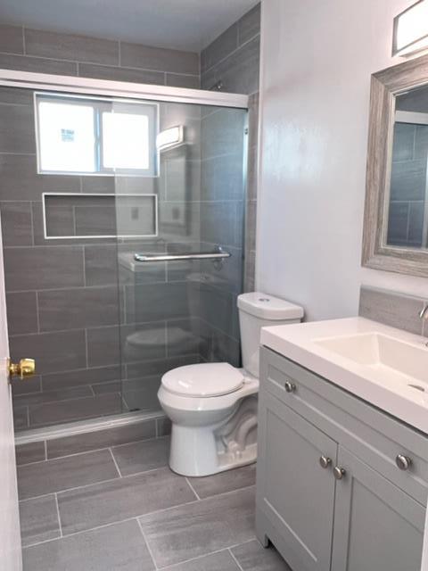 Detail Gallery Image 5 of 8 For 1721 Ross Cir, San Jose,  CA 95124 - – Beds | – Baths