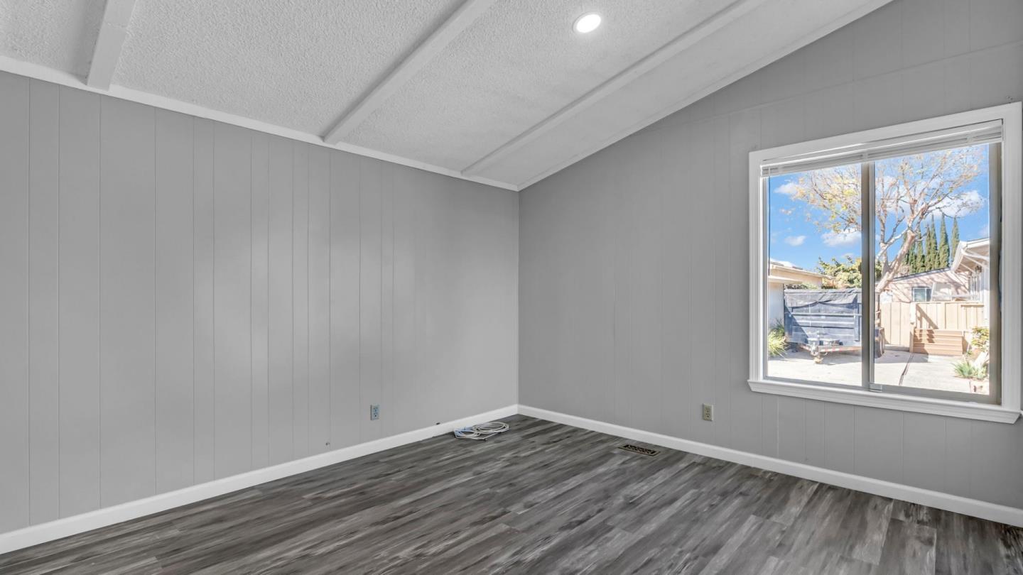 Detail Gallery Image 35 of 35 For 353 Mill Pond #353,  San Jose,  CA 95125 - 2 Beds | 2 Baths