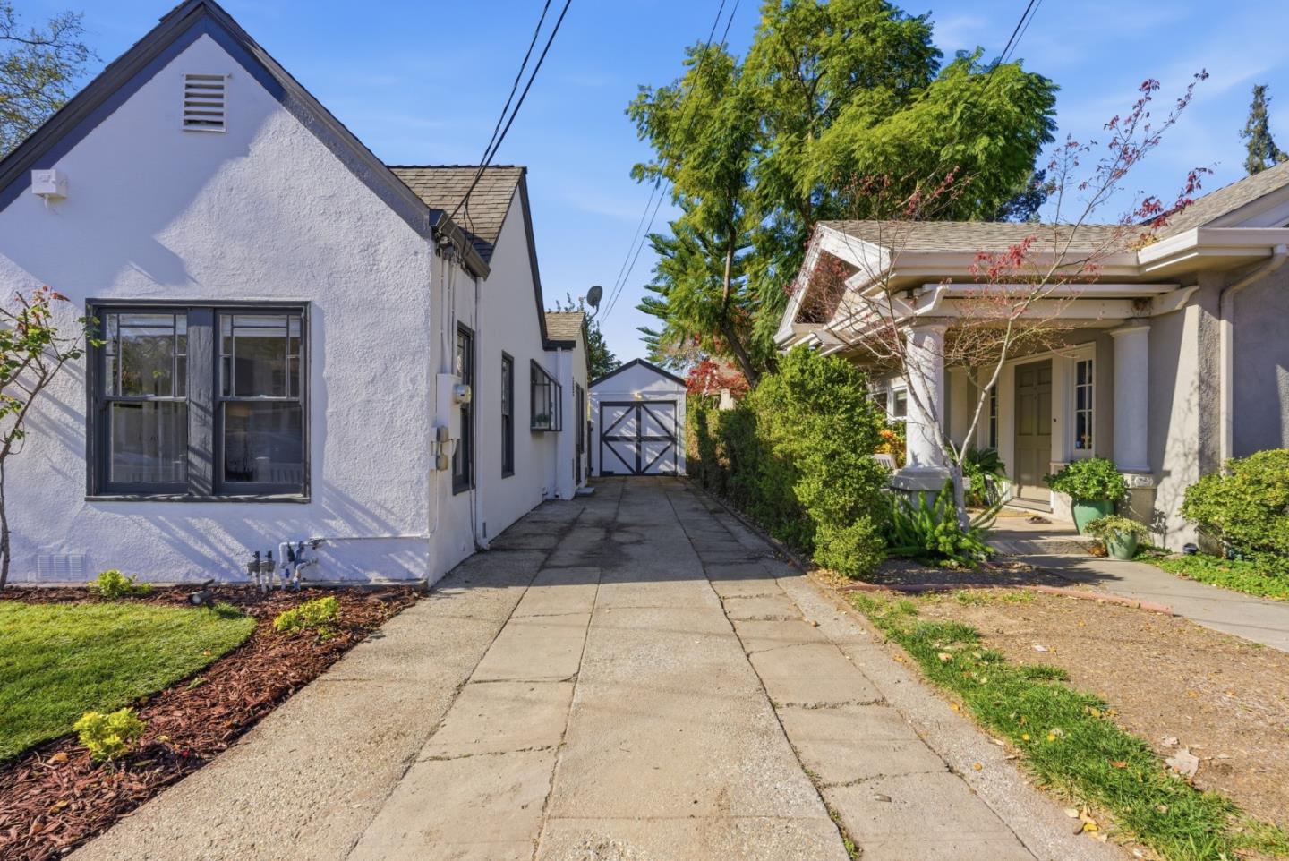 Detail Gallery Image 3 of 42 For 711 Emerson Ct, San Jose,  CA 95126 - 3 Beds | 1 Baths