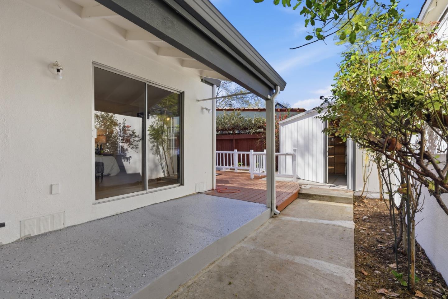 Detail Gallery Image 32 of 42 For 711 Emerson Ct, San Jose,  CA 95126 - 3 Beds | 1 Baths