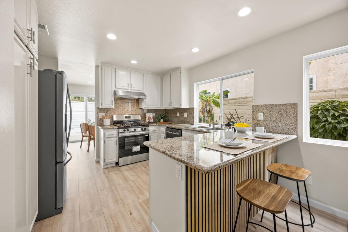 Detail Gallery Image 8 of 23 For 7774 Gaston Dr, San Diego,  CA 92126 - 3 Beds | 2 Baths