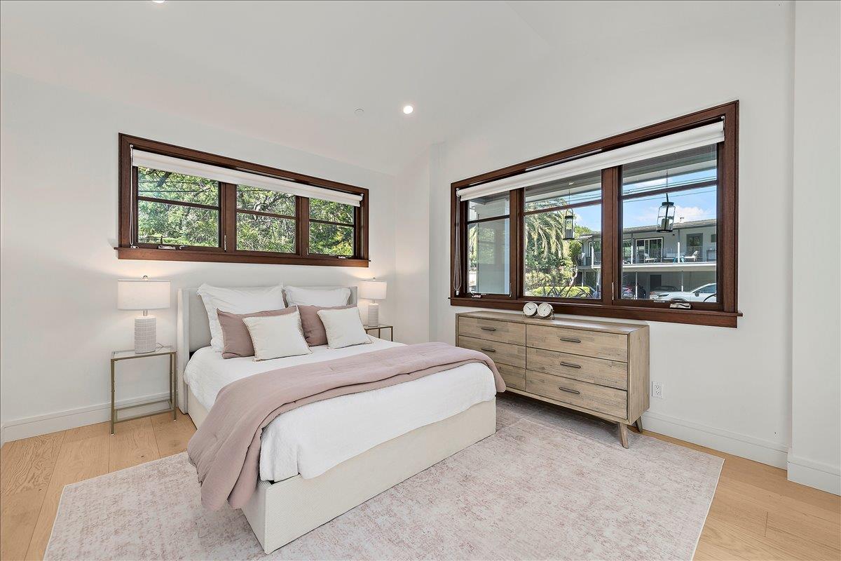 Detail Gallery Image 10 of 40 For 68 Fairview Plz, Los Gatos,  CA 95030 - 4 Beds | 3 Baths