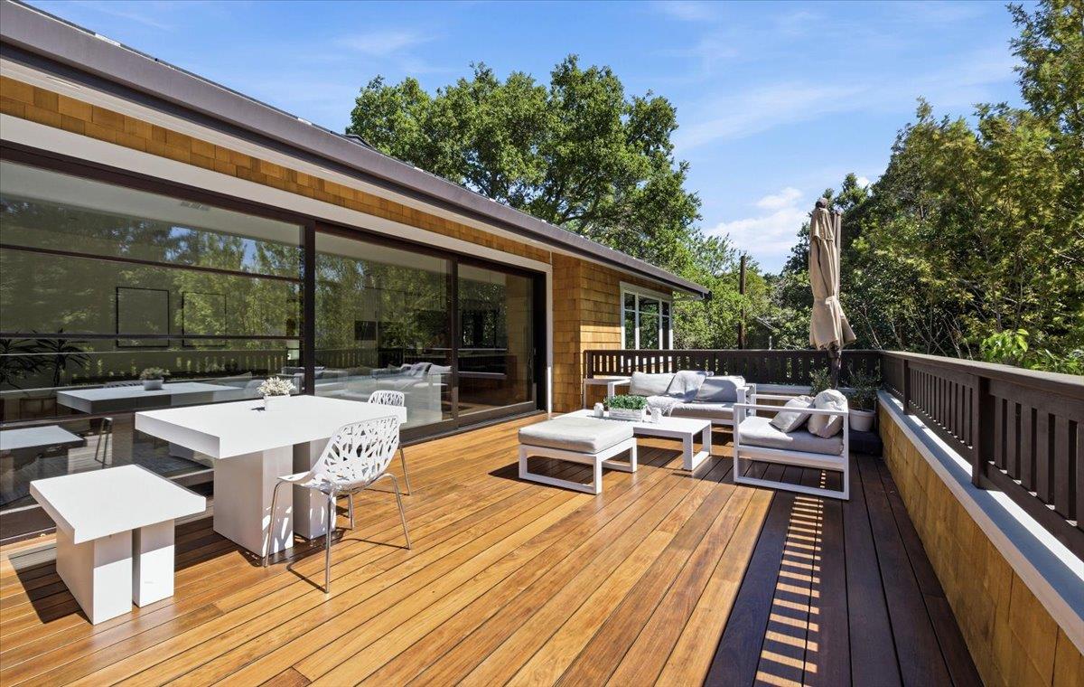 Detail Gallery Image 2 of 40 For 68 Fairview Plz, Los Gatos,  CA 95030 - 4 Beds | 3 Baths