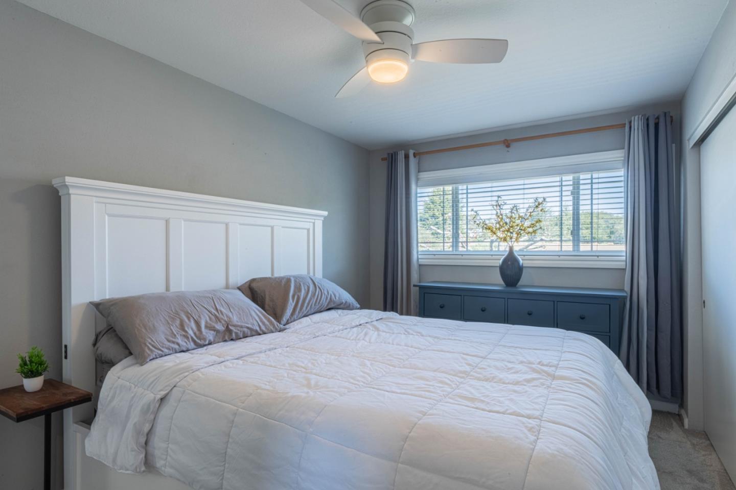 Detail Gallery Image 19 of 34 For 19311 Creekside Cir, Salinas,  CA 93908 - 2 Beds | 1/1 Baths