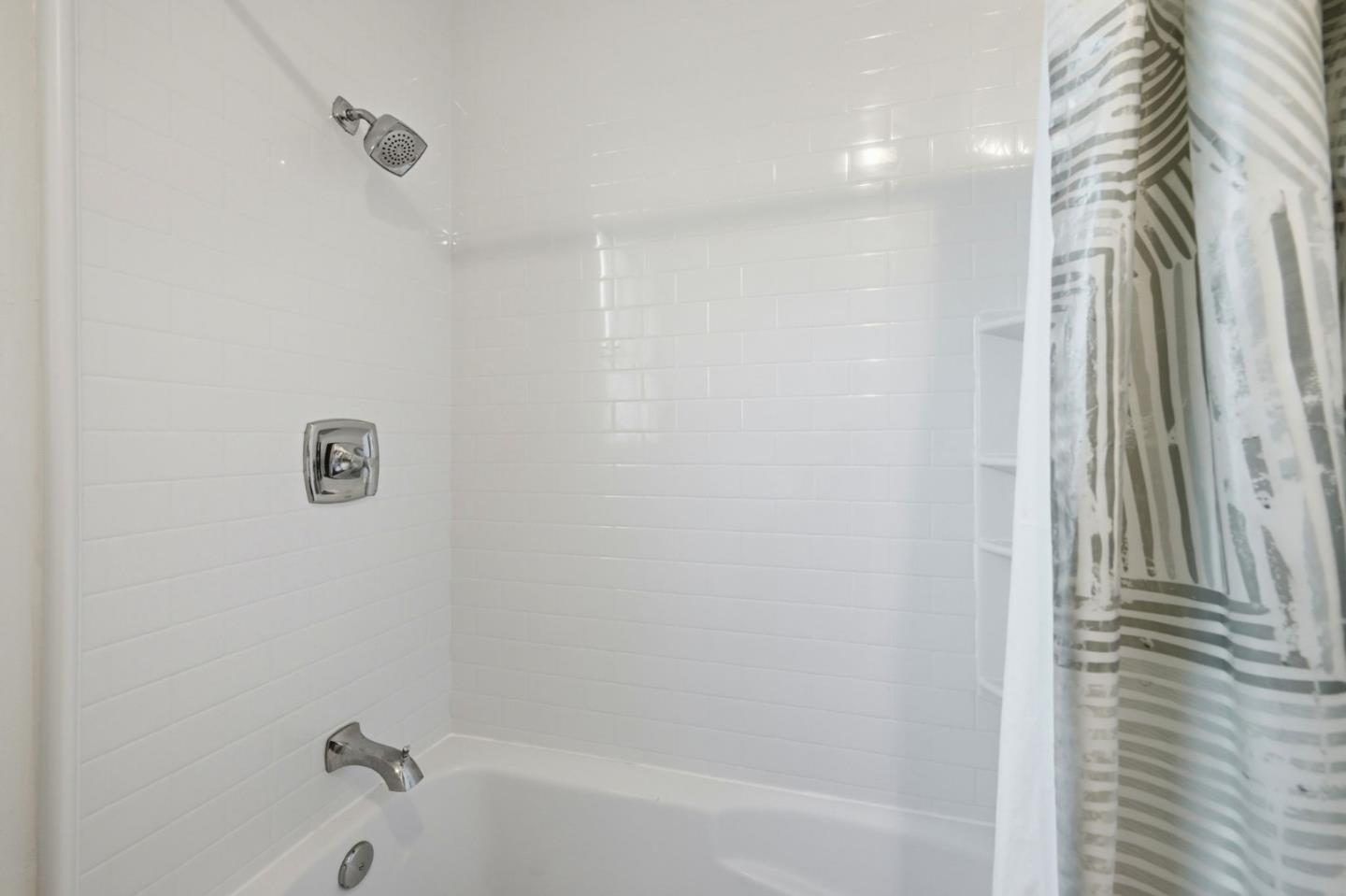 Detail Gallery Image 22 of 41 For 315 College Ave, San Francisco,  CA 94112 - 3 Beds | 2 Baths