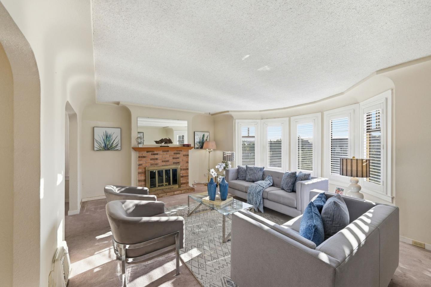 Detail Gallery Image 8 of 41 For 315 College Ave, San Francisco,  CA 94112 - 3 Beds | 2 Baths