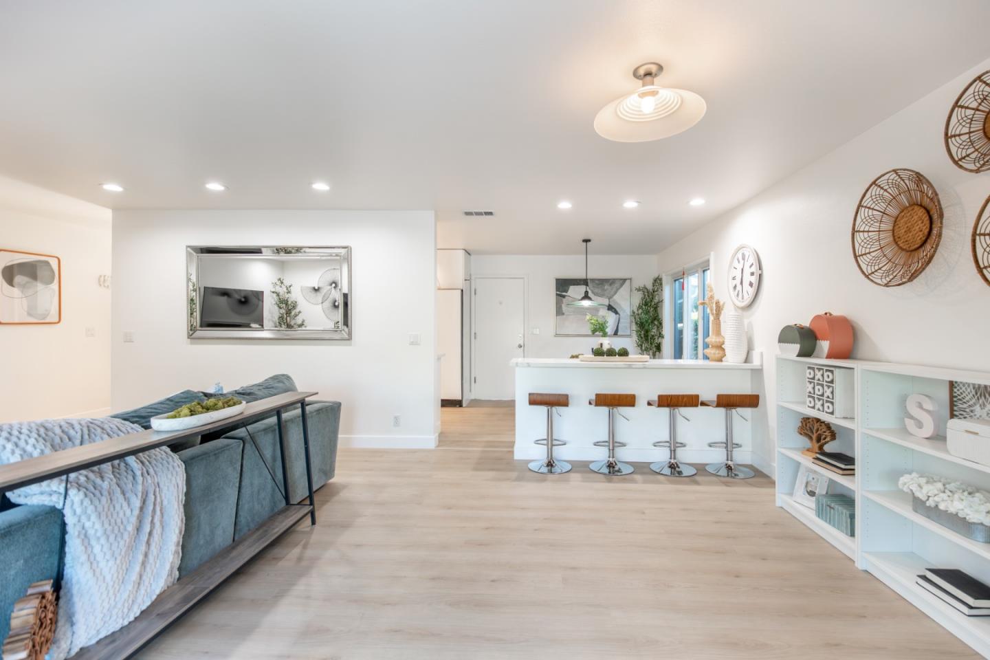 Detail Gallery Image 13 of 50 For 1596 Bonnie Joy Ave, San Jose,  CA 95129 - 3 Beds | 2 Baths