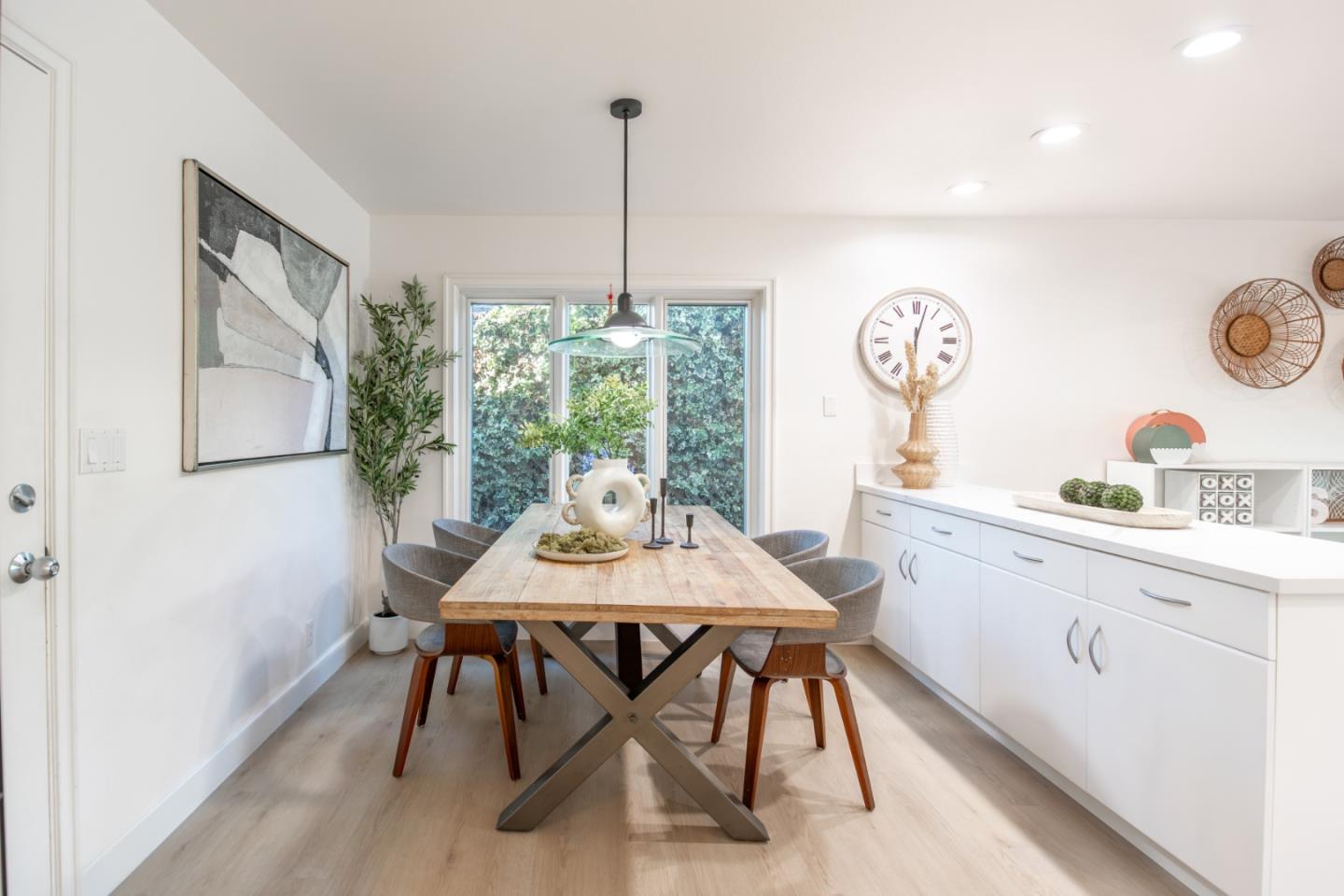 Detail Gallery Image 16 of 50 For 1596 Bonnie Joy Ave, San Jose,  CA 95129 - 3 Beds | 2 Baths